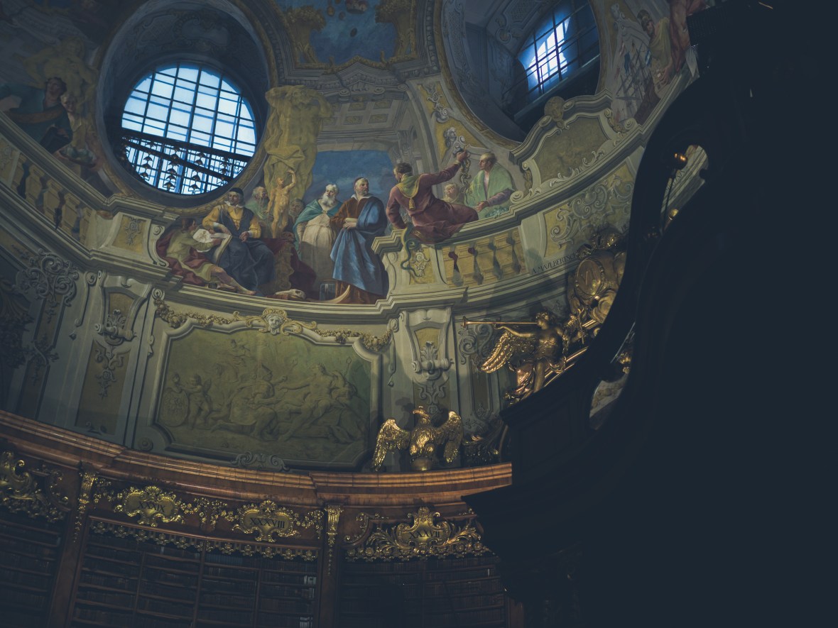 Vienna & Prague 2019-25